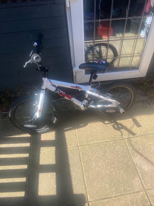 Buy & Sell West Sussex Chichester - Photos for Kids Apollo force bike