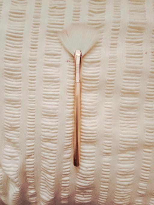 Buy & Sell South Yorkshire Doncaster - Photos for Ted Baker fan style makeup brush..NEW