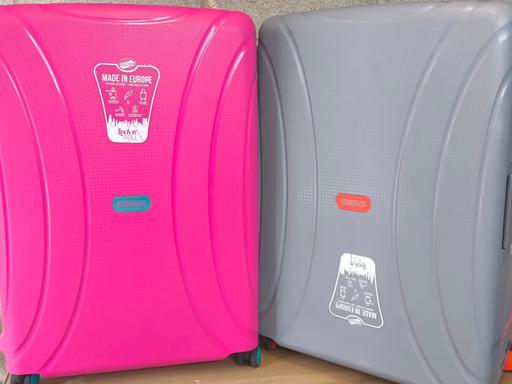 Buy & Sell Blackburn Blackburn with Darwen - Photos for American Tourister suitcases