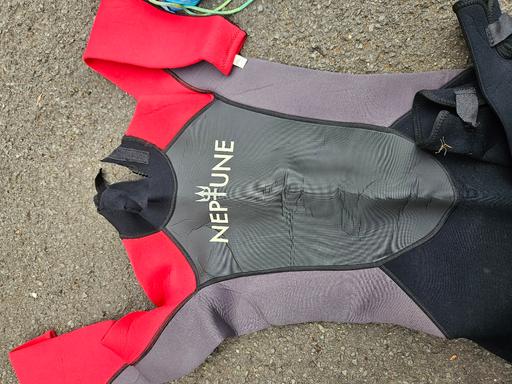 Buy & Sell Woodcross Wolverhampton - Photos for Neptune junior wetsuit