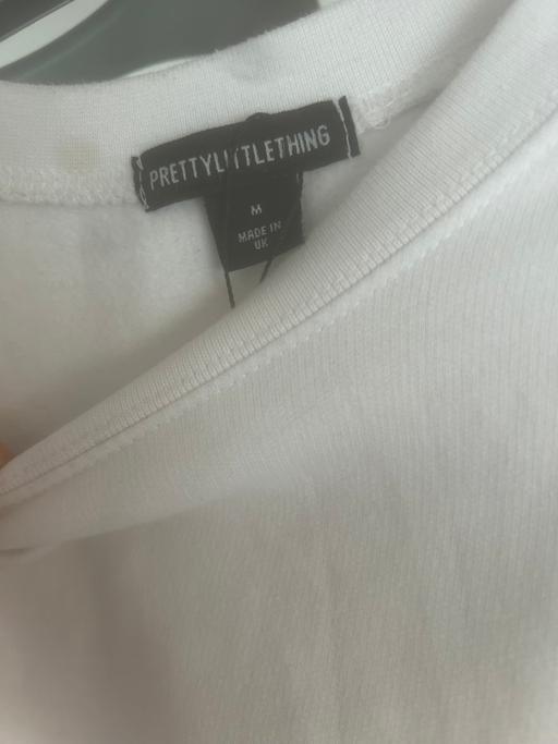 Buy & Sell Peterhead Aberdeenshire - Photos for White oversized Jumper