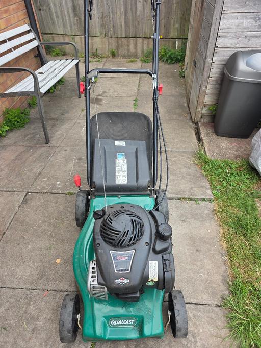 Buy & Sell Castle Vale Birmingham - Photos for qualcast petrol lawnmower