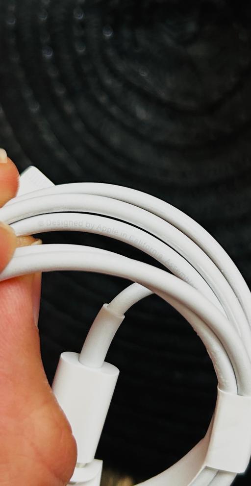 Buy & Sell West Midlands Birmingham - Photos for Genuine iPhone 20W Fast Lightening Charger