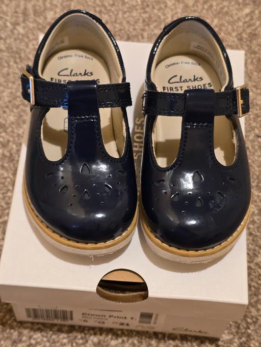 Buy & Sell Weoley Castle Birmingham - Photos for size 5 G baby girls Clarks shoes