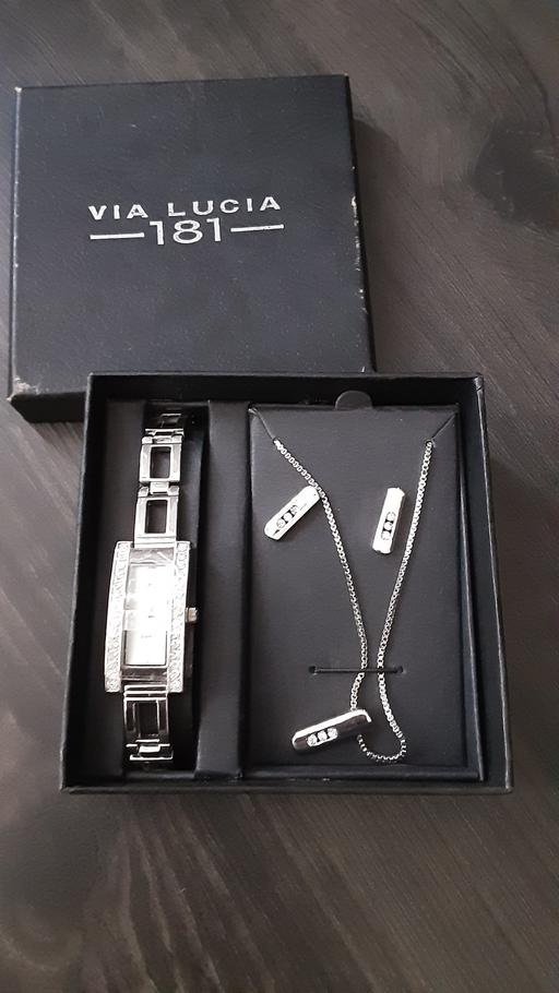 Buy & Sell Hadleigh Road Industrial Estate Ipswich - Photos for Ladies Wristwatch Set