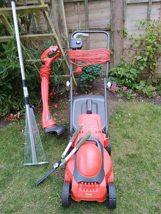 Buy & Sell Lanesfield Wolverhampton - Photos for Flymo Lawnmower Trimmer shrub trimmer and rak
