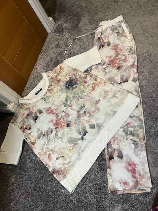 Buy & Sell Merseyside Liverpool - Photos for Ladies Vila set size medium