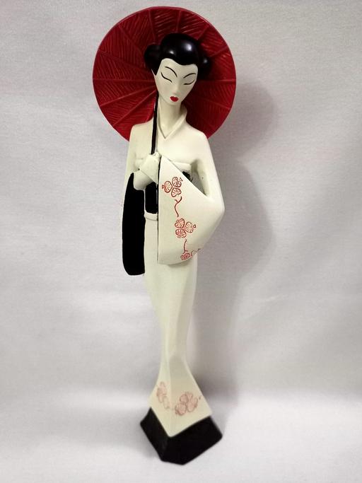 Buy & Sell Hall Green Birmingham - Photos for ARTFORUM GEISHA GIRL 'SPRING RAIN' FIGURINE.