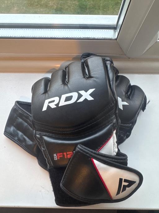 Buy & Sell Willenhall Walsall - Photos for MMA gloves