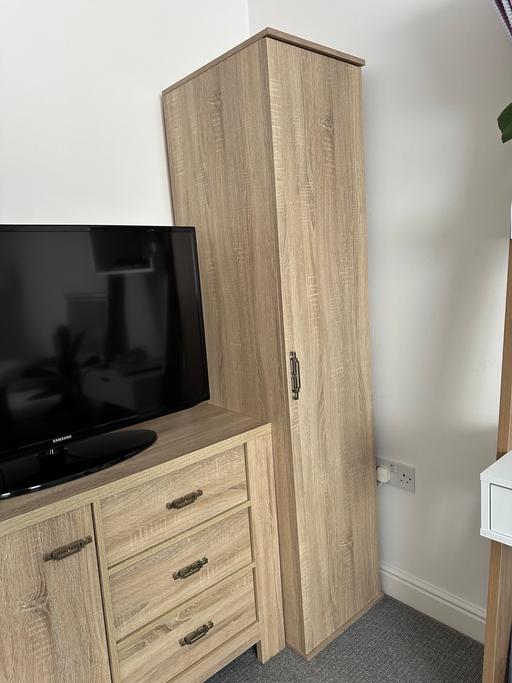 Buy & Sell Chelmsford Essex - Photos for Sonoma Oak Single Door Wardrobe (NEED GONE)