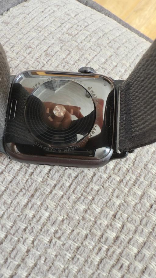 Buy & Sell Ormesby Middlesbrough - Photos for Apple Watch SE 44m