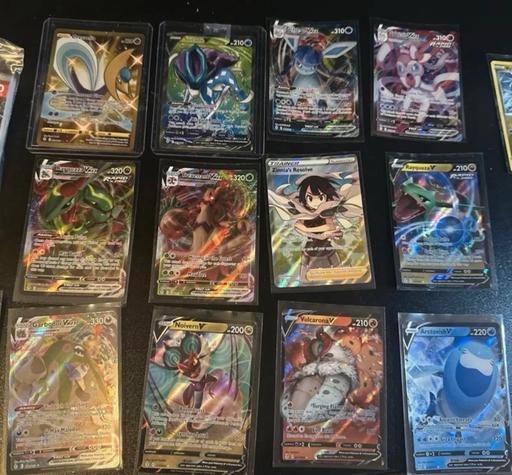 Buy & Sell Hyndland Glasgow - Photos for Pokemon evolving skies bundle