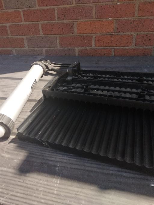 Buy & Sell West Midlands Dudley - Photos for carp 16mm Boilie Rolling table and paste gun