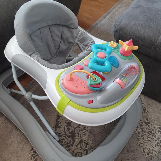 Buy & Sell Essex Basildon - Photos for Baby walker