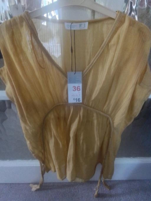 Buy & Sell Streetly Walsall - Photos for BRAND NEW WITH TAG TOP