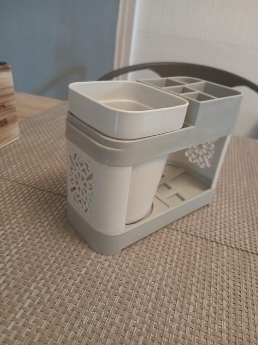 Buy & Sell Bradley Fold Trading Estate Bury - Photos for ToothBrush Holder (Like New)