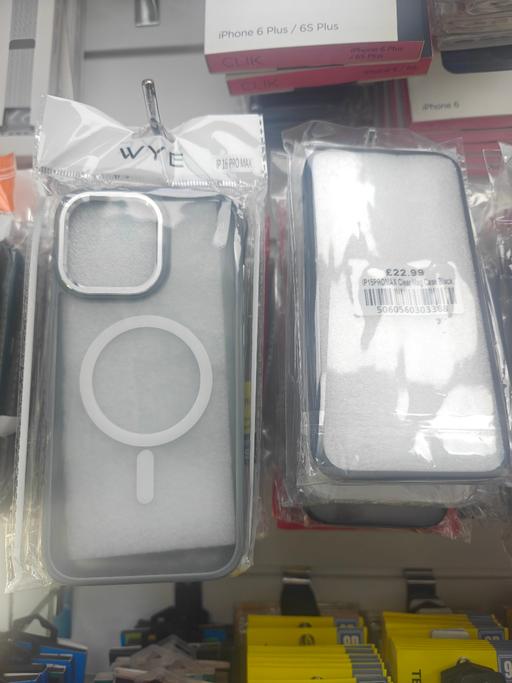 Buy & Sell West London Acton - West London - Photos for iphone 16 pro max/15/14/13 cases