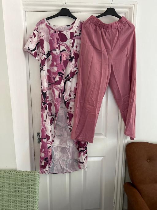 Buy & Sell Wombwell Barnsley - Photos for New Size Medium trouser plus long top set
