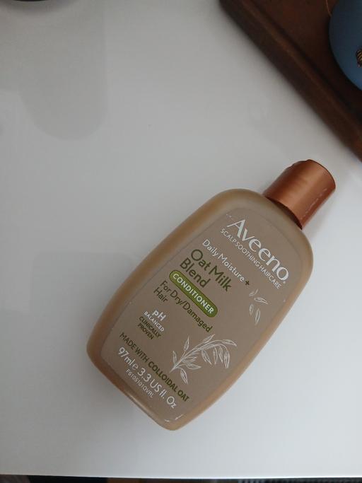 Buy & Sell Radcliffe Bury - Photos for Aveeno Conditioner New