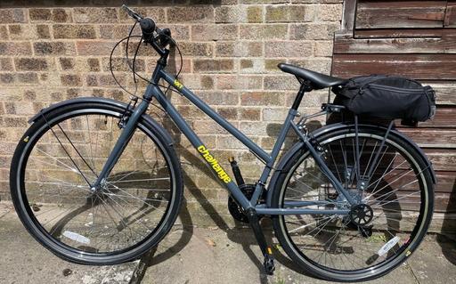 Buy & Sell Suffolk West Suffolk - Photos for Woman’s Challenge Bike