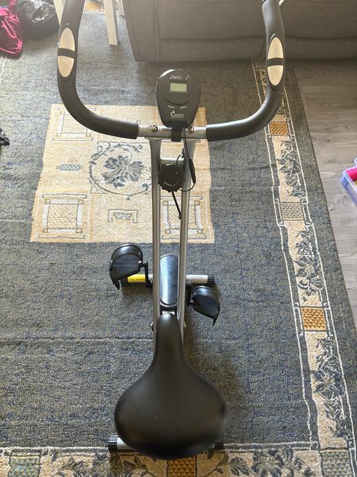 Buy & Sell Commercial Road East London - Photos for Opti Folding Magnetic Exercise Bike
