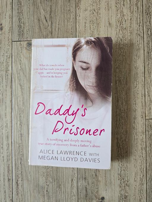 Buy & Sell West Bromwich Sandwell - Photos for Daddy's Prisoner paperback