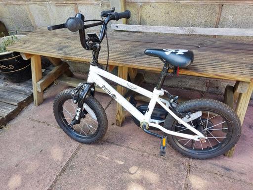 Buy & Sell Audnam Dudley - Photos for Child's Bike