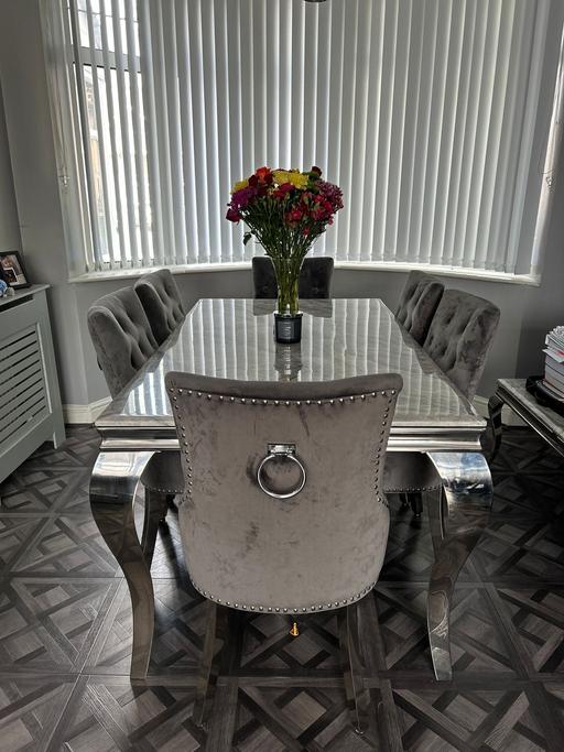 Buy & Sell Aston Birmingham - Photos for Dining table