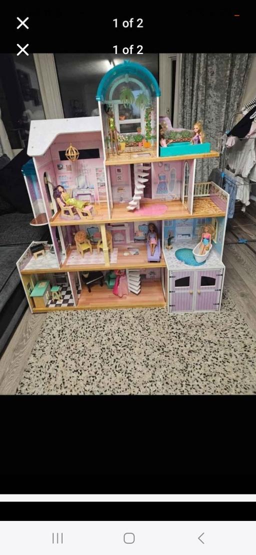 Buy & Sell Sunbury-on-Thames Spelthorne - Photos for barbie house 5ft