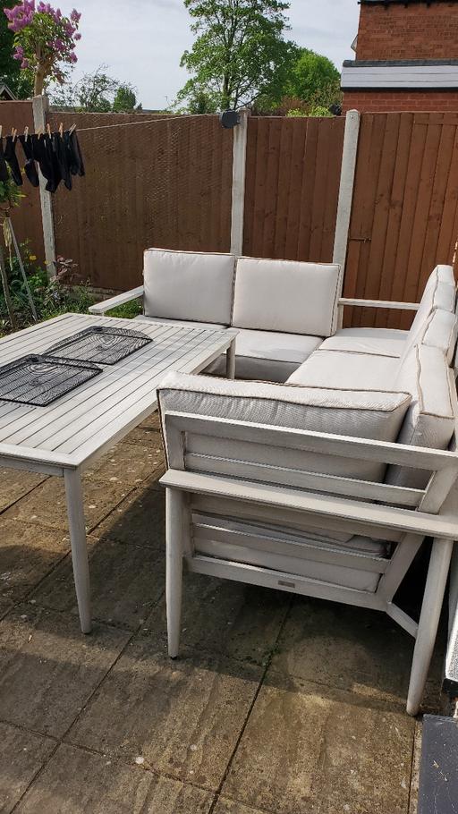 Buy & Sell Kings Heath Birmingham - Photos for Tuscany Corner Dining Chill and Grill Garden