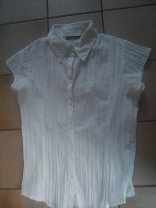 Buy & Sell Streetly Walsall - Photos for LADIES WHITE BLOUSE