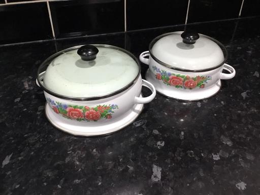 Buy & Sell Newham East London - Photos for ENAMELLED COOKING POTS WITH GLASS LIDS x 2