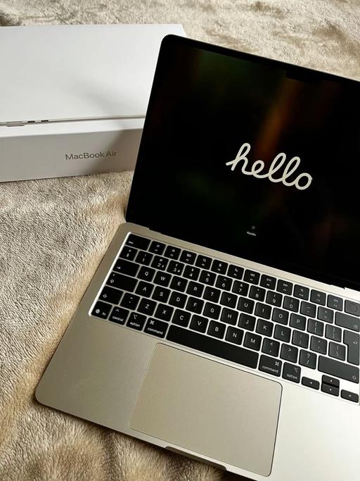 Buy & Sell East London Newbury Park - East London - Photos for MacBook Pro 2020