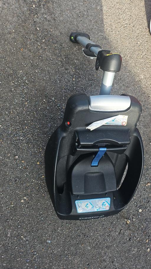 Buy & Sell St Margarets Central London - Photos for maxi cosy isofix base