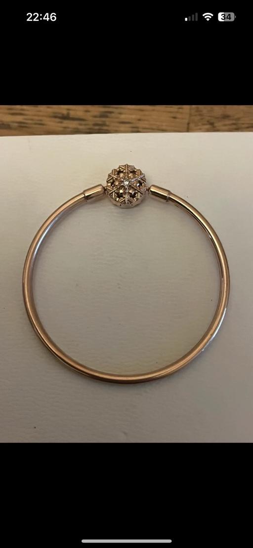 Buy & Sell Chelston Torbay - Photos for Genuine pandora rose gold bangle size 17cm