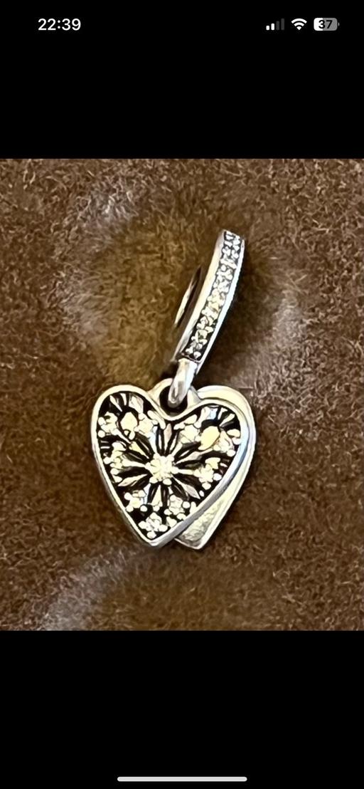 Buy & Sell Chelston Torbay - Photos for Genuine pandora melt my heart charm
