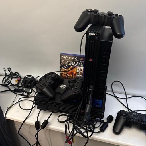 Buy & Sell Oxley Wolverhampton - Photos for PlayStation 2 consoles and 4 pads and memory