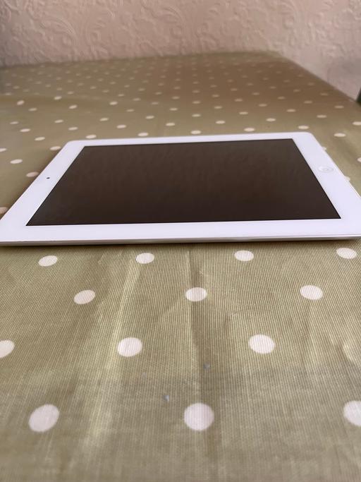 Buy & Sell Whitton Richmond upon Thames - Photos for iPad 2 nd Generation 16 GB