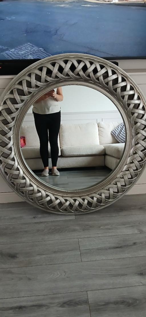 Buy & Sell Melling Sefton - Photos for silver lattice round mirror 112 cm
