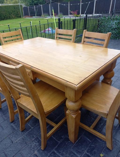Buy & Sell Chapmans Hill Bromsgrove - Photos for dining table