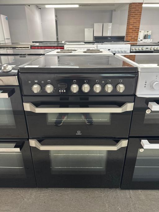 Buy & Sell Park Village Wolverhampton - Photos for Indesit 60cm Ceramic Hob Electric Cooker