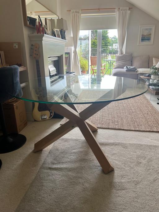 Buy & Sell Helens Bay Ards and North Down - Photos for Glass dining table