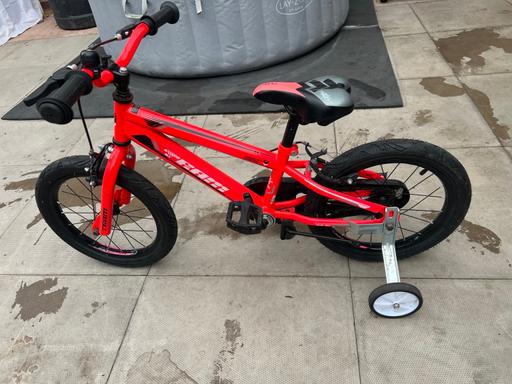 Buy & Sell Darlaston Walsall - Photos for Kids pedal bike 16” wheels