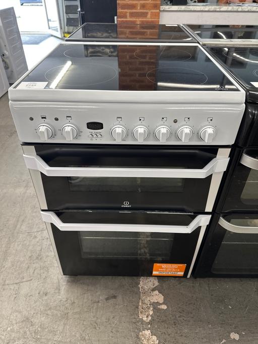 Buy & Sell Park Village Wolverhampton - Photos for Indesit 60cm Ceramic Hob Electric Cooker