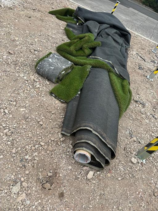 Buy & Sell Hasbury Dudley - Photos for LARGE roll of Artificial Grass
