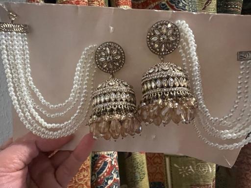 Buy & Sell Moortown Leeds - Photos for Earrings