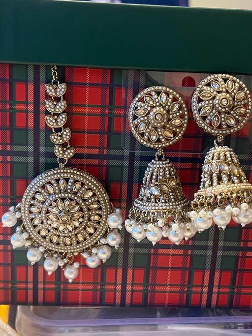 Buy & Sell Chapel Allerton Leeds - Photos for Earrings with tikka