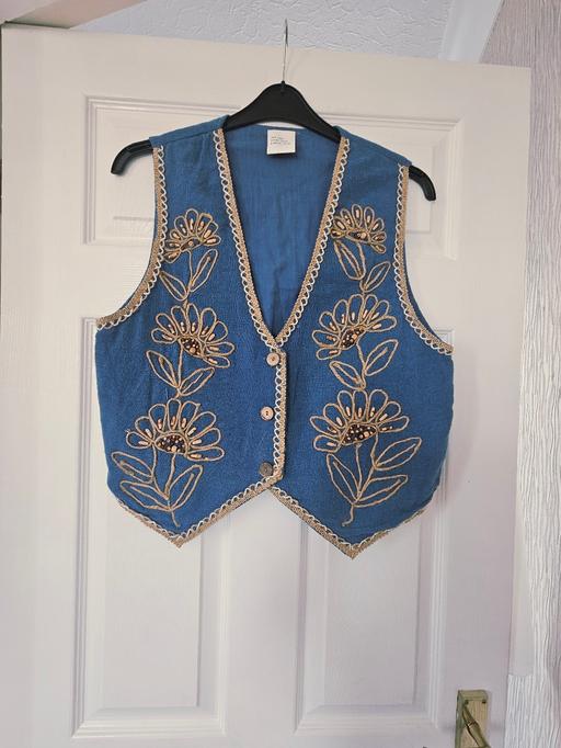 Buy & Sell Newton Doncaster - Photos for Waistcoat style top, size 12.