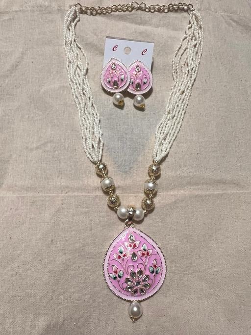 Buy & Sell Moortown Leeds - Photos for Necklace