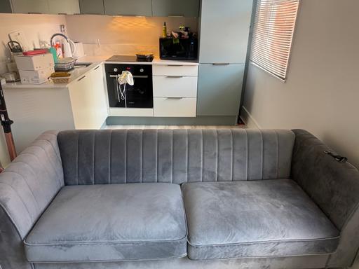 Buy & Sell Chertsey Runnymede - Photos for SOFA